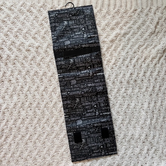 NWOT Hanging Organizer Bag - Makeup & Jewelry Organizer Travel Bag - Picture 5 of 7